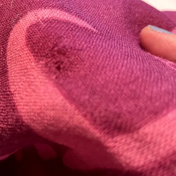 4 for $20 Sale Rare Juicy Couture Fine Wool Purple Scarf - Picture 8 of 9